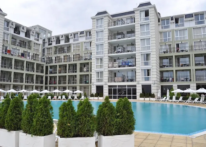 Private 1st Line Appartamento