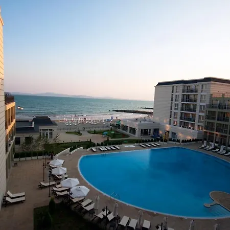 Апартамент Private 1st Line *