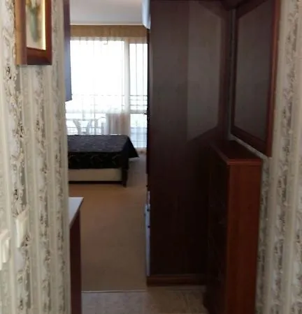 Apartment Private 1st Line