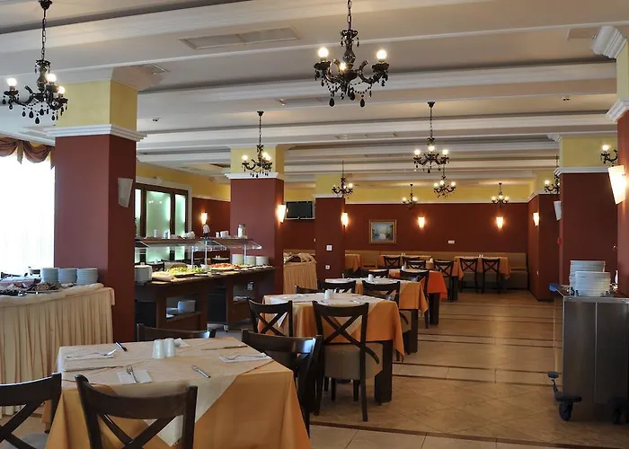 Private 1st Line דירה *