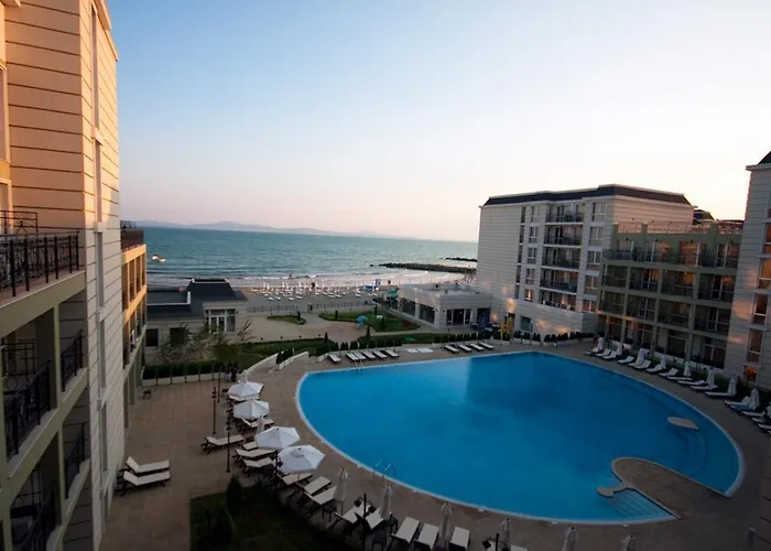 דירה Private 1st Line *